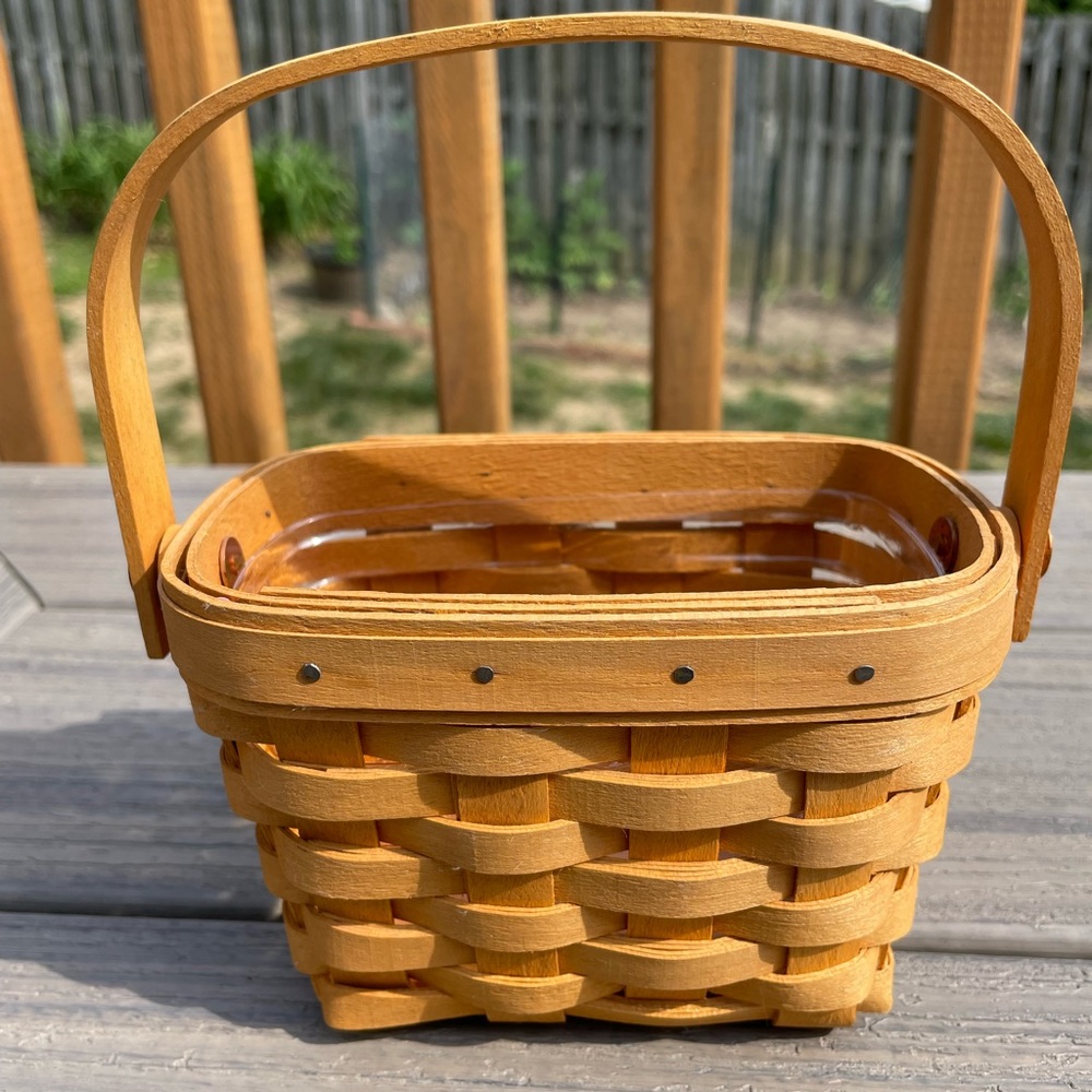 Longaberger 1997 Horizon of Hope basket and protector